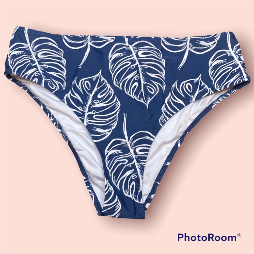 Cupshe High-Waisted Bikini Bottom. Size XL